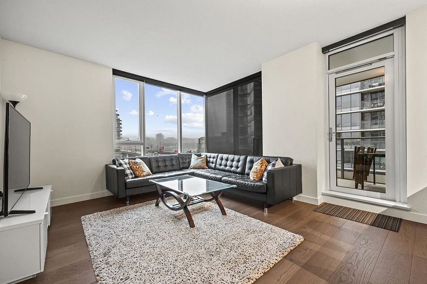 758 38 Smithe Street