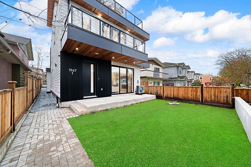 1 1967 E 13th Avenue