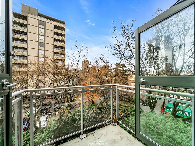 303 1688 Robson Street