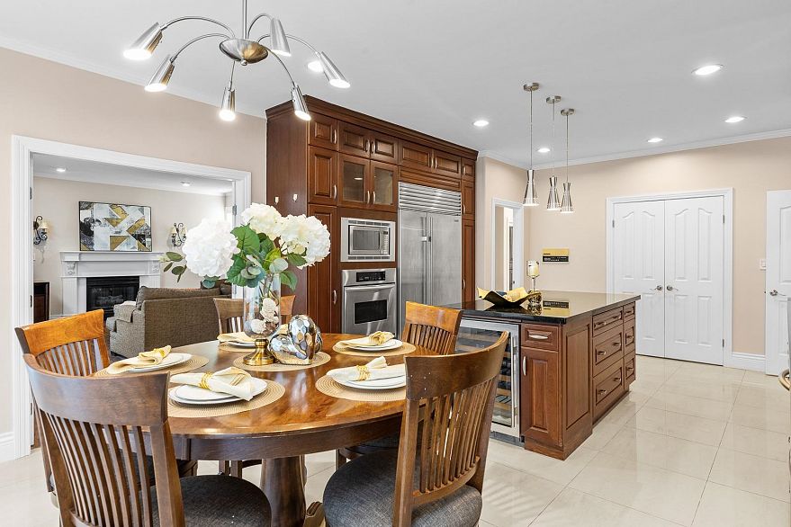 6968 Churchill Street