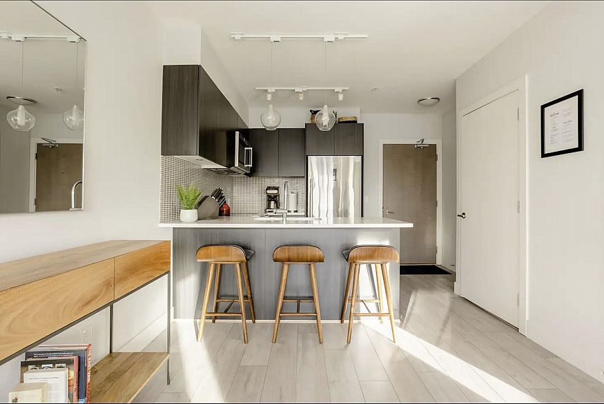 508 2477 Carolina Street