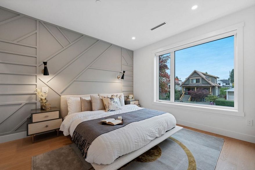 1 5883 Sophia Street