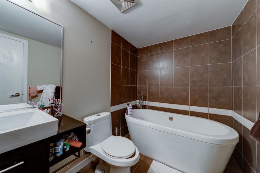 1006 188 KEEFER PLACE, Vancouver BC V6B 0J1