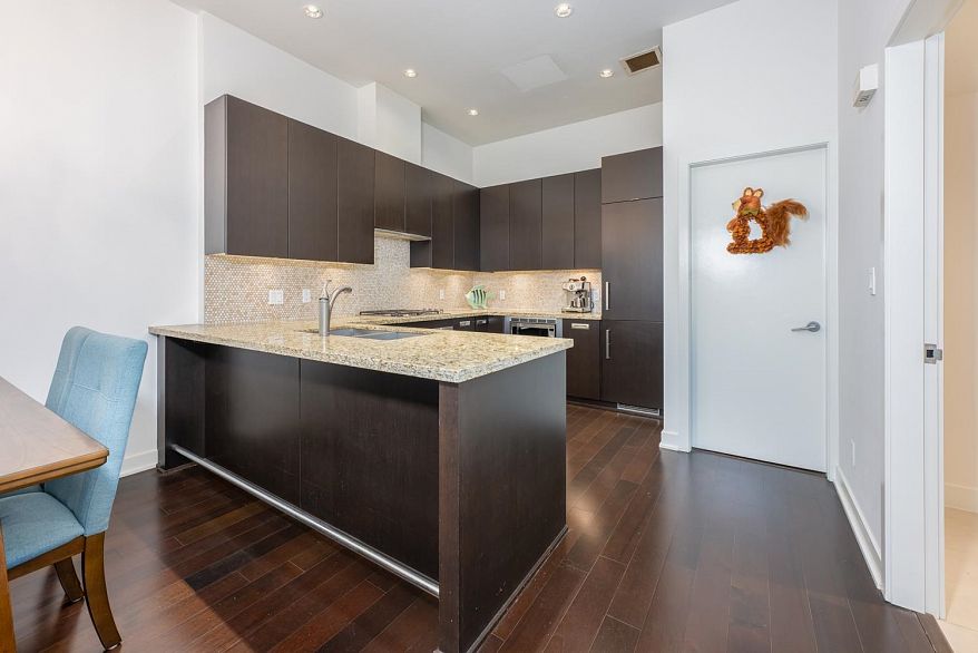 1051 Richards Street