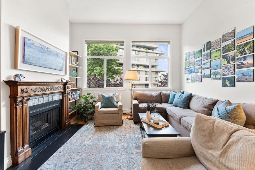 301 650 Moberly Road