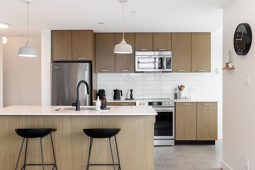 709 2321 Scotia Street