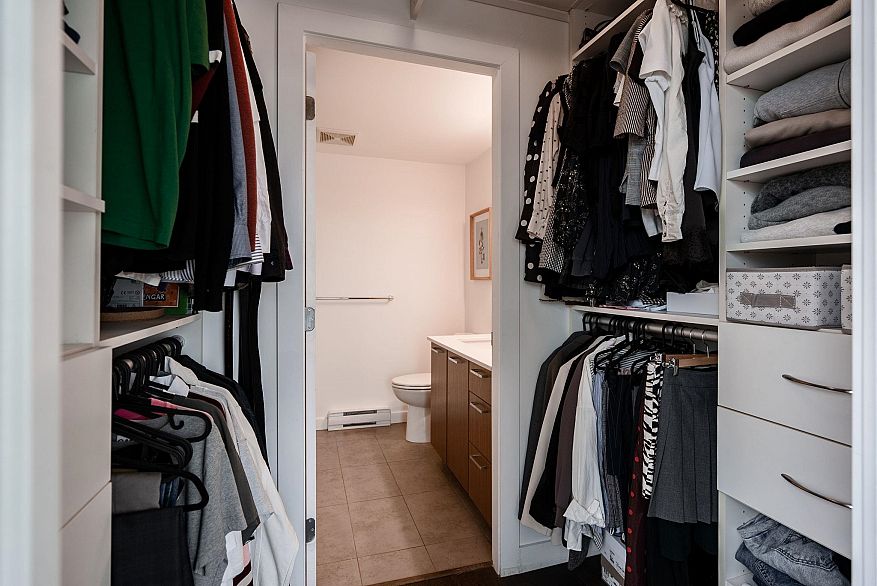 709 2321 Scotia Street