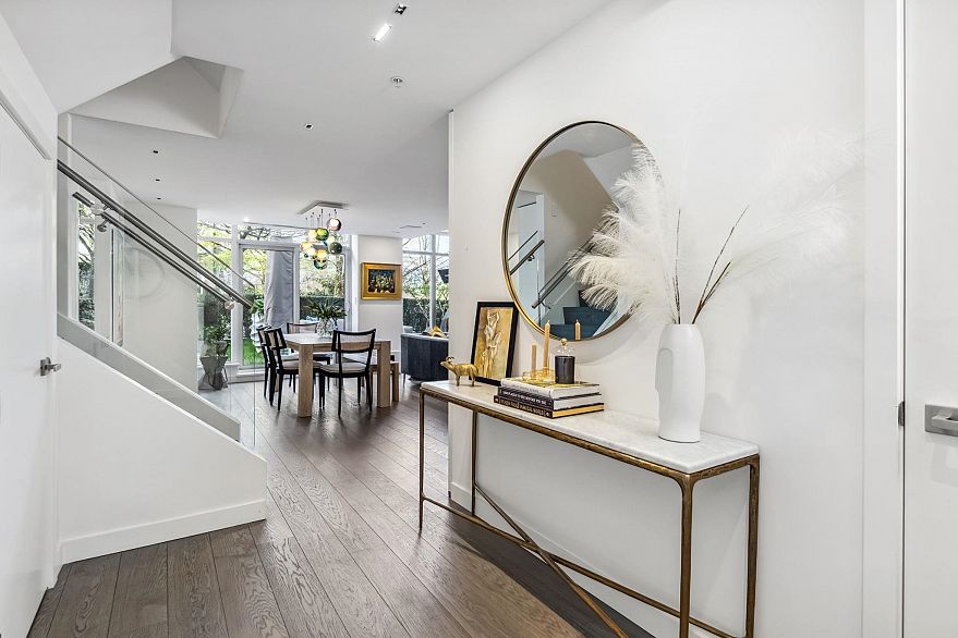 TH22 1281 W Cordova Street