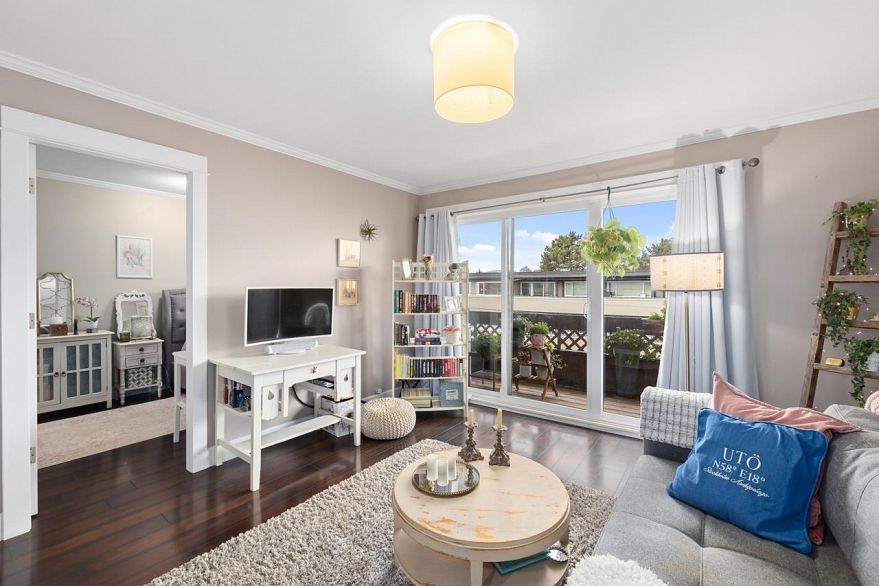 308 2025 W 2nd Avenue