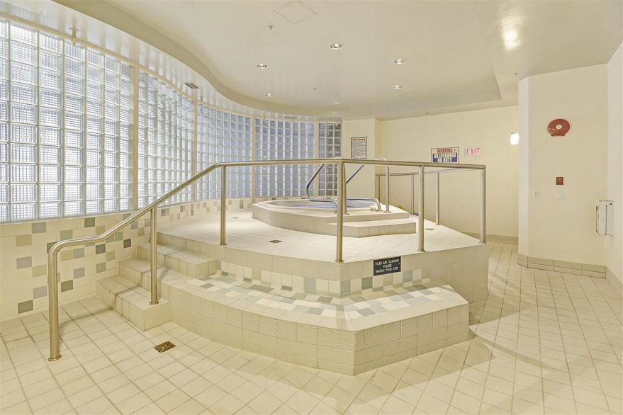 303 1688 Robson Street