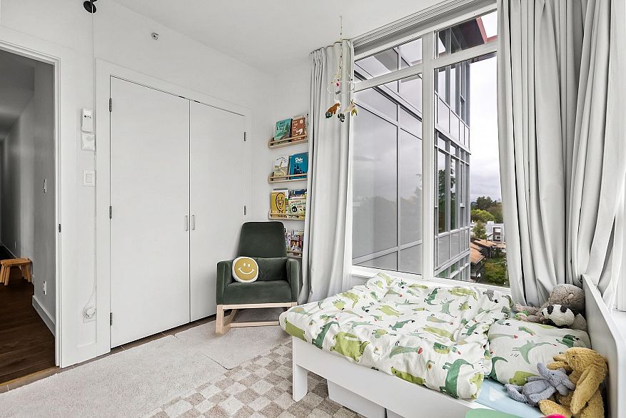 709 2321 Scotia Street