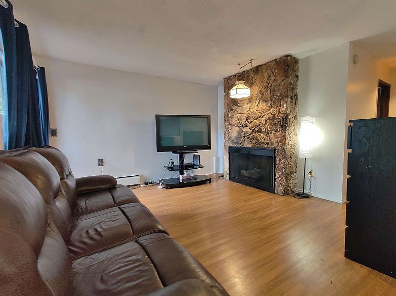 108 1420 E 7th Avenue