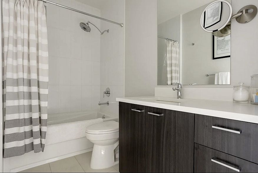 508 2477 Carolina Street