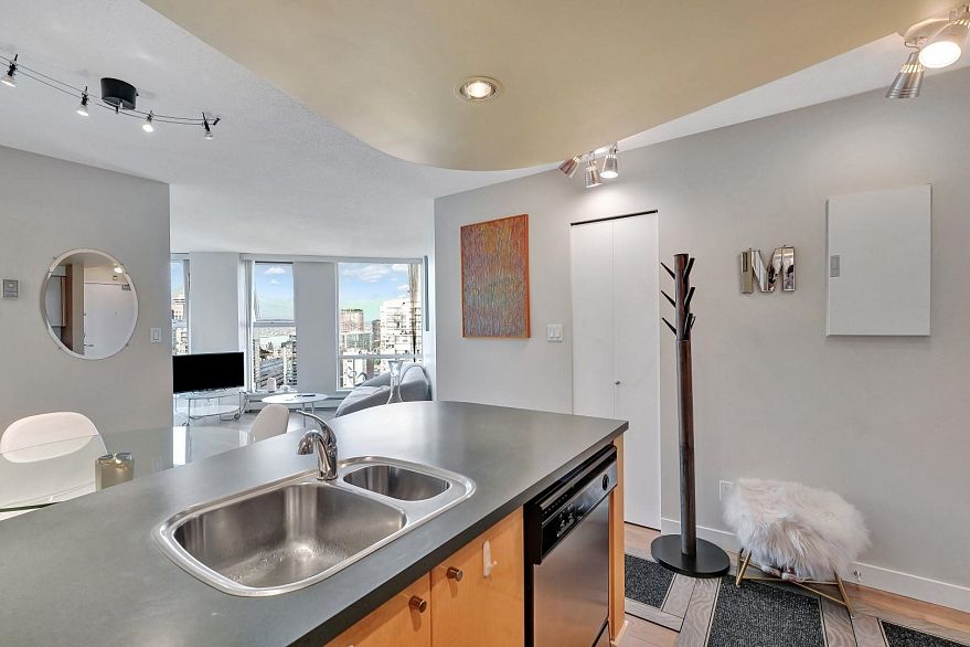 3509 1009 Expo Boulevard