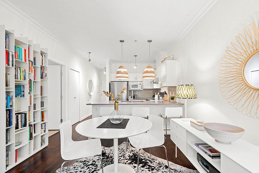 207 1388 Nelson Street