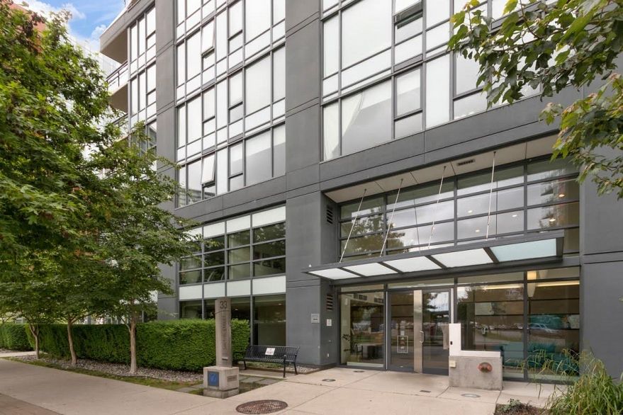 1902 33 Smithe Street