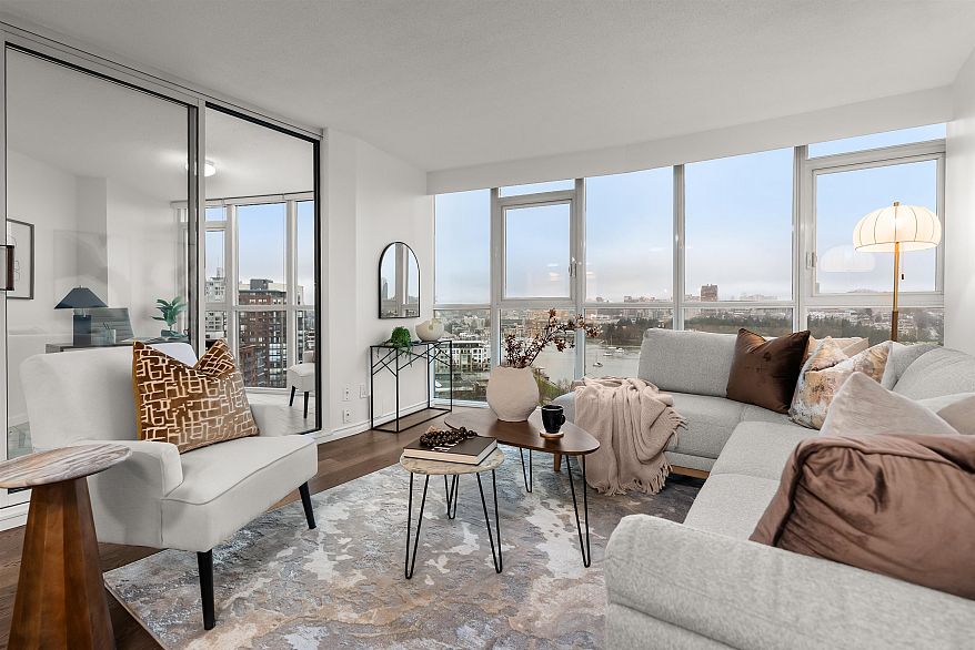 1603 388 Drake Street