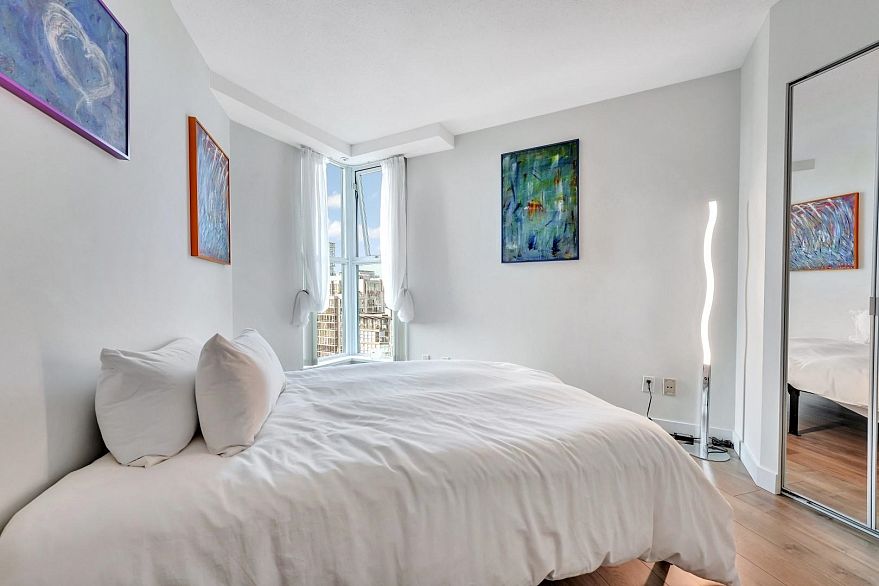 3509 1009 Expo Boulevard