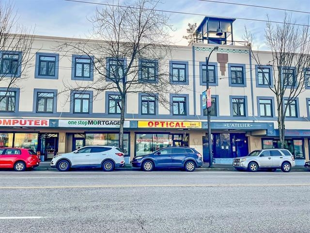 121 2556 E Hastings Street