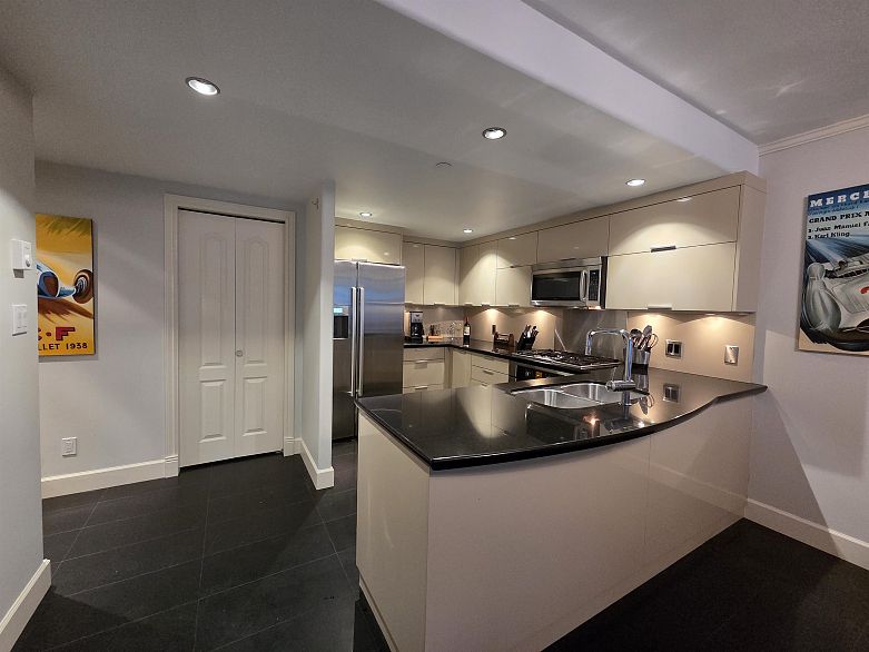 405 535 Nicola Street