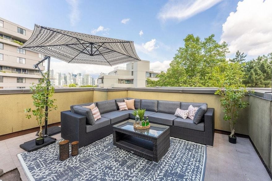 301 650 Moberly Road