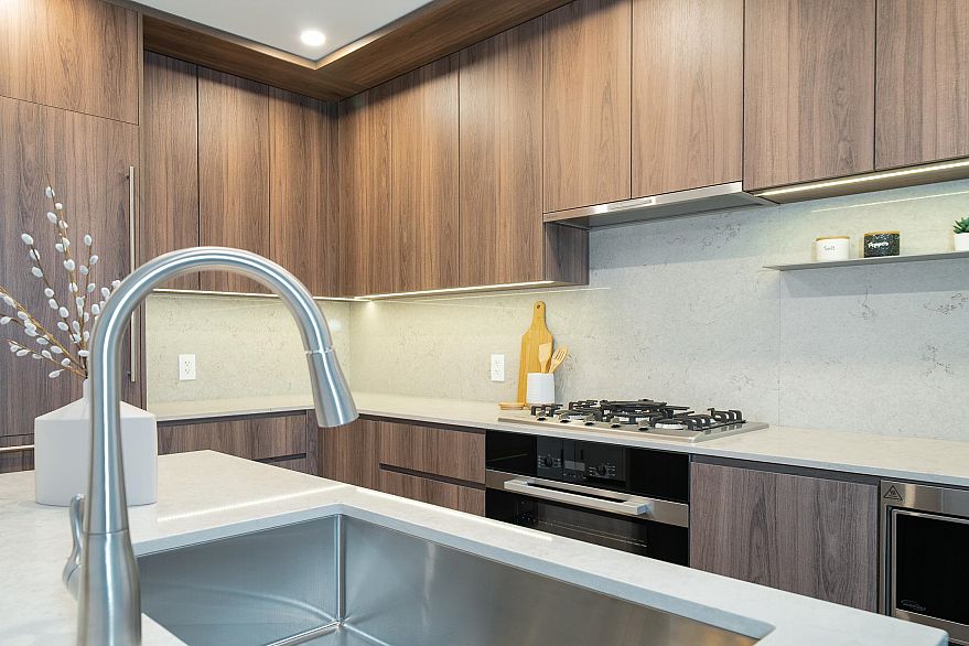 501 5212 Cambie Street