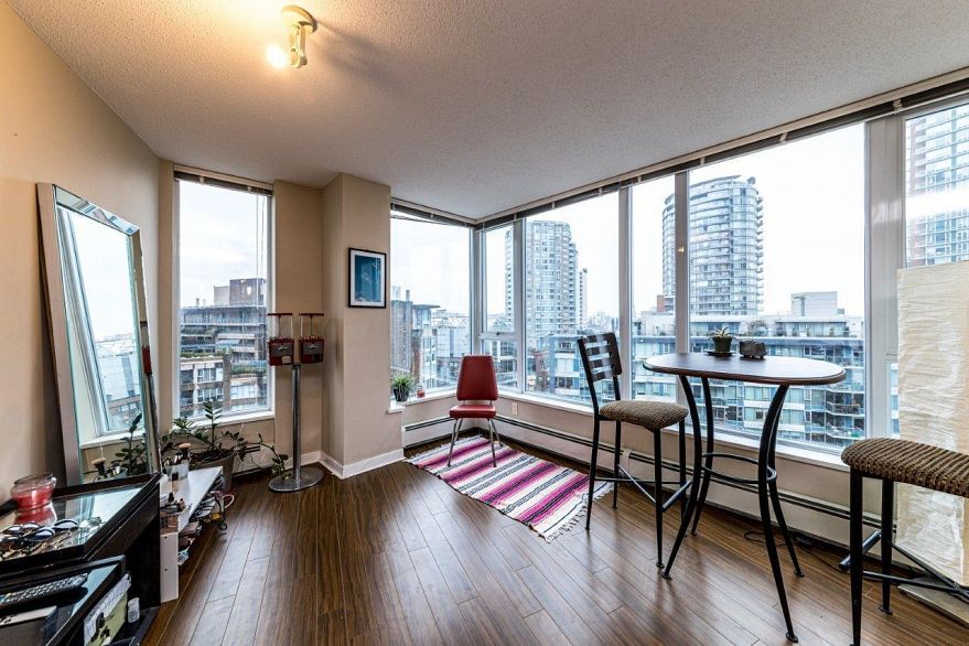 1006 188 KEEFER PLACE, Vancouver BC V6B 0J1