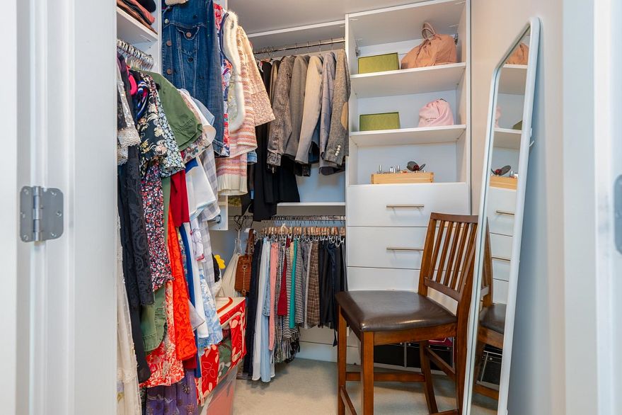 1051 Richards Street