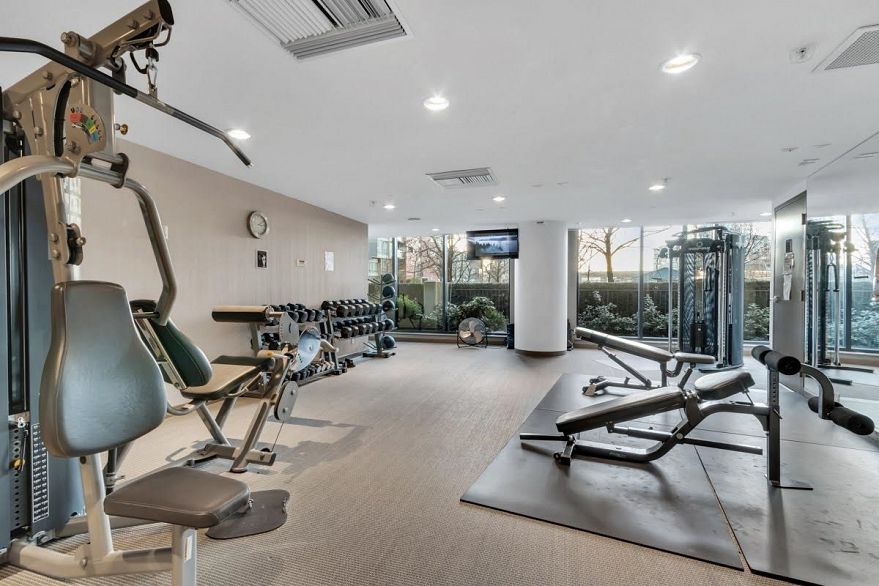 1902 33 Smithe Street