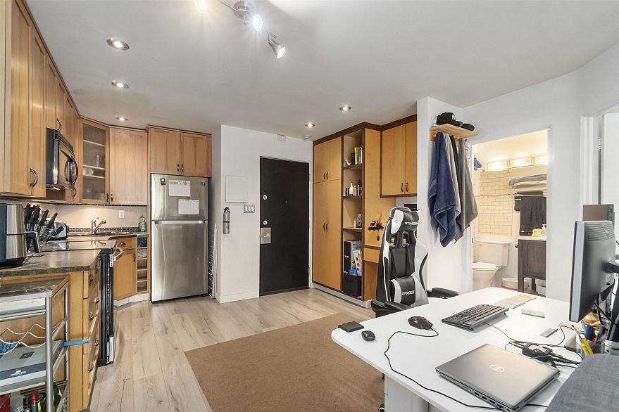 102 711 E 6th Avenue