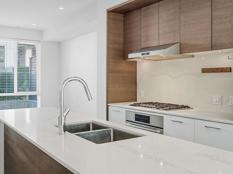 7837 Manitoba Street