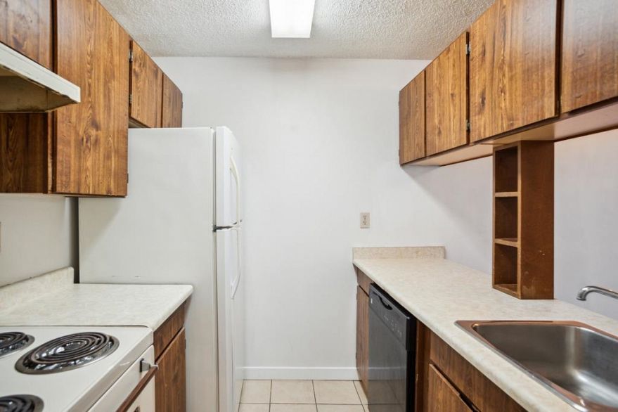 517 1040 PACIFIC STREET, Vancouver BC V6E 4C1