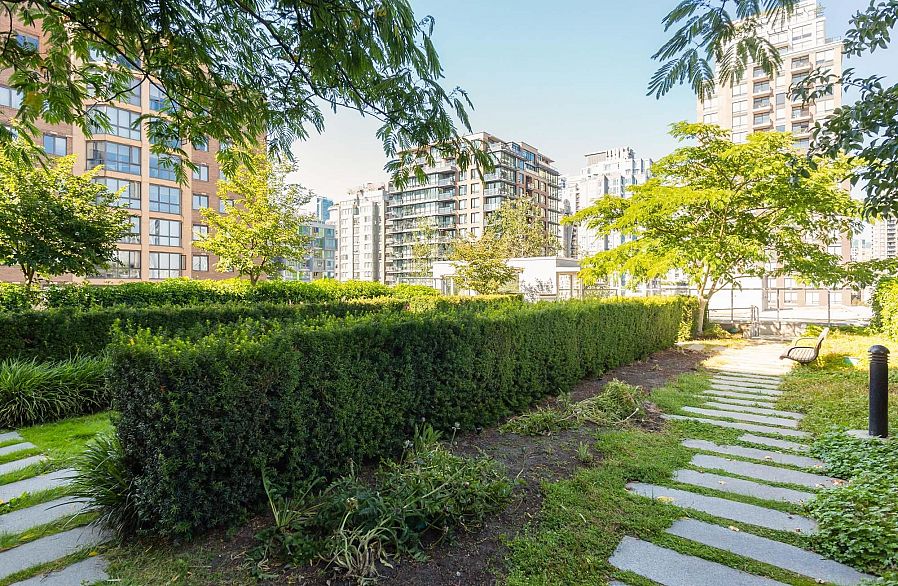 701 1133 Homer Street