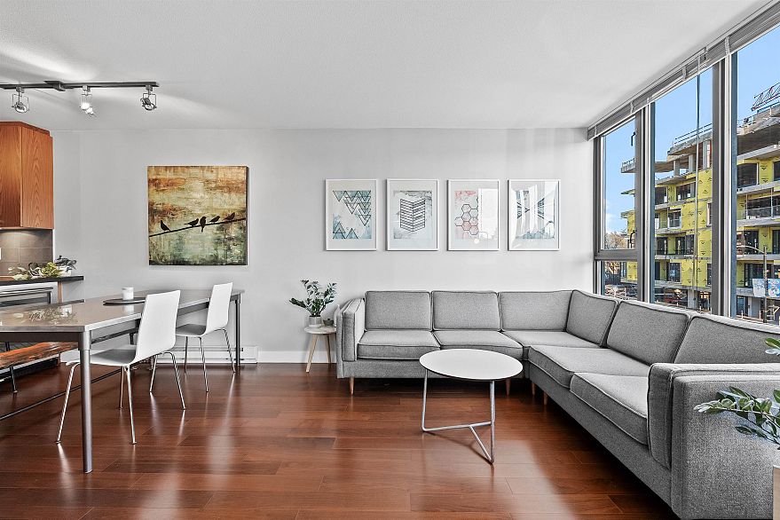 316 3228 Tupper Street