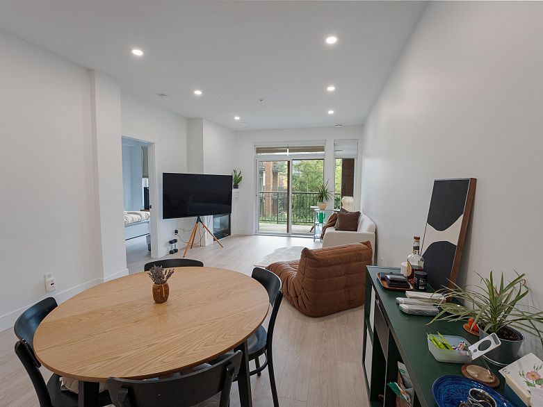 320 2280 Wesbrook Mall