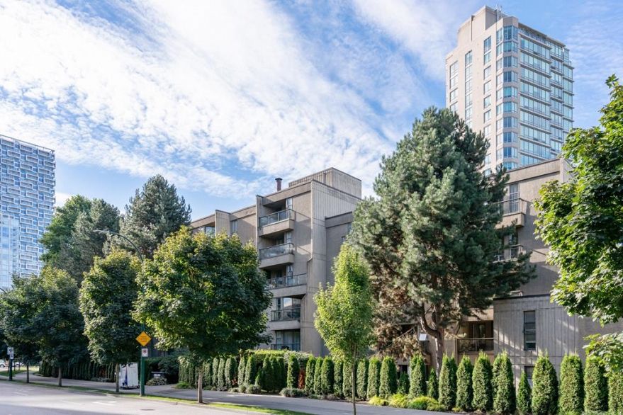 517 1040 PACIFIC STREET, Vancouver BC V6E 4C1