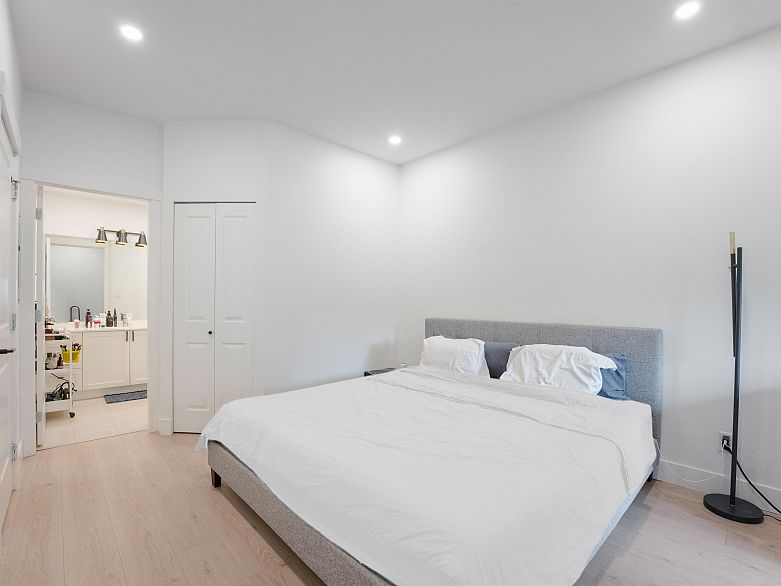 320 2280 Wesbrook Mall