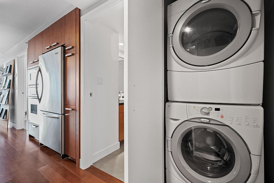 316 3228 Tupper Street