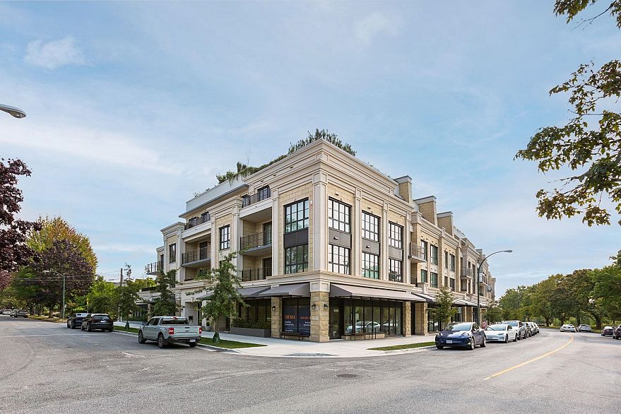 303 2096 W 47th Avenue