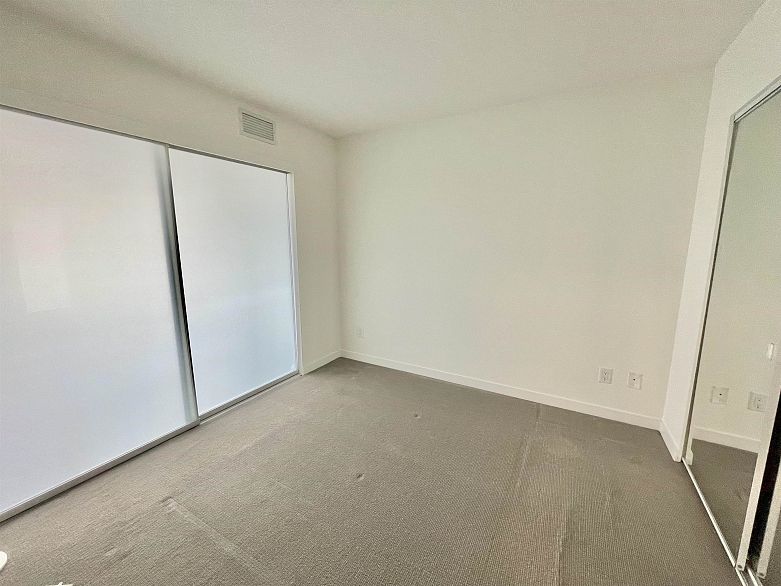 818 5665 Boundary Road