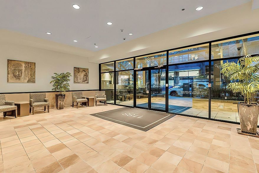 2303 1188 Howe Street