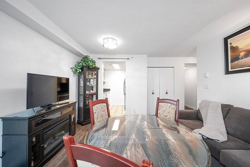 2303 1188 Howe Street