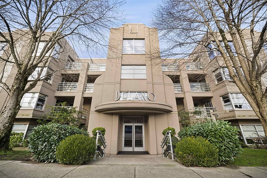 101 3023 W 4th Avenue