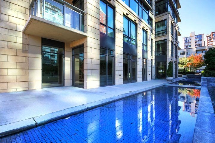 1101 1863 Alberni Street