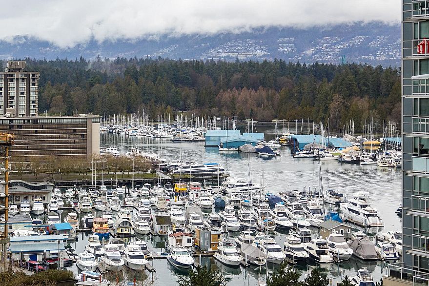 1401 1228 W Hastings Street