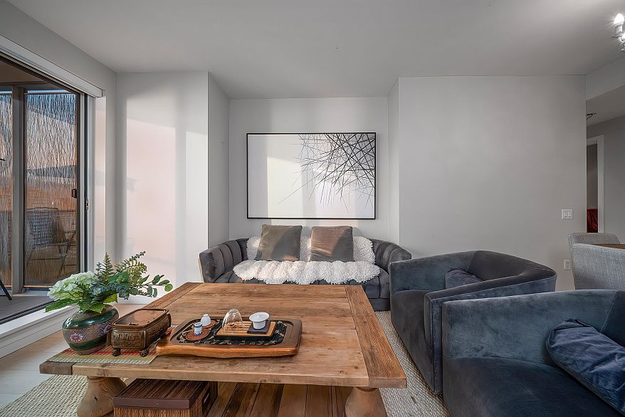 1506 1221 Bidwell Street