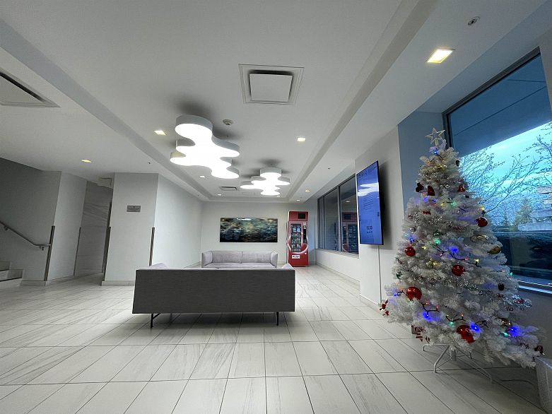 818 5665 Boundary Road