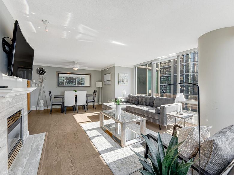 1605 838 W HASTINGS STREET, Vancouver BC V6C 1C6