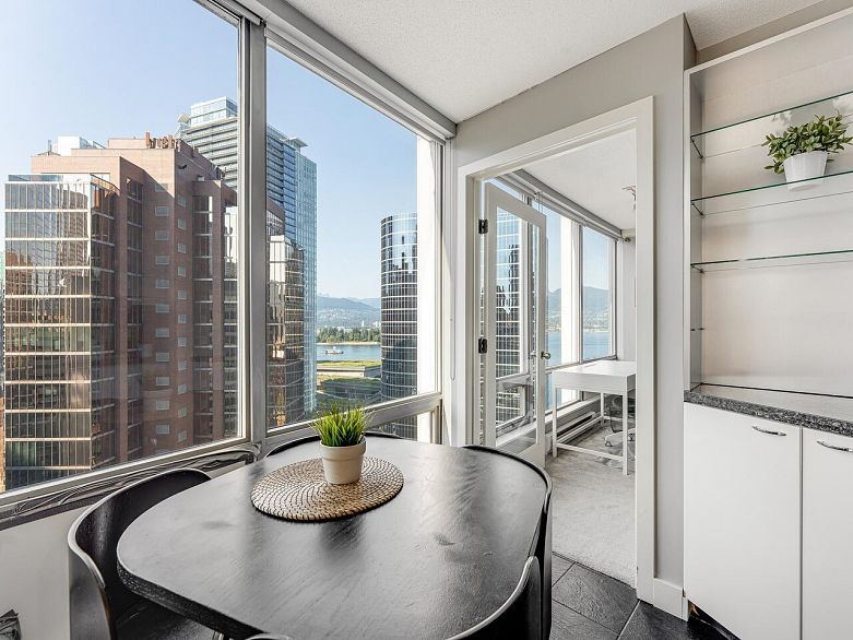 1605 838 W HASTINGS STREET, Vancouver BC V6C 1C6