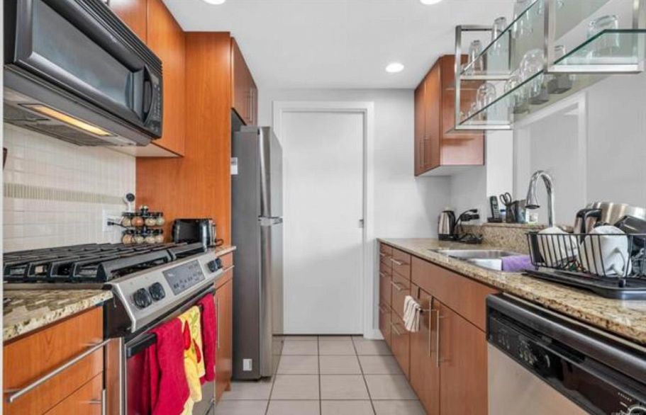 201 550 Pacific Street